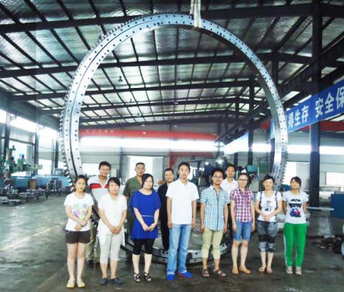 徐州鑫達：5米超薄型回轉支承整裝待發