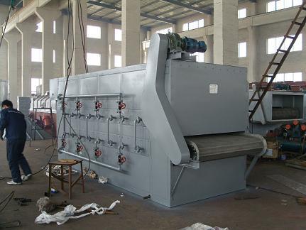 真空帶式<a href='http://www.tupvw34.cn/Product/SSearch_--%E5%B9%B2%E7%87%A5%E6%9C%BA.html' target='_blank'>干燥機</a>無污染，能連續生產